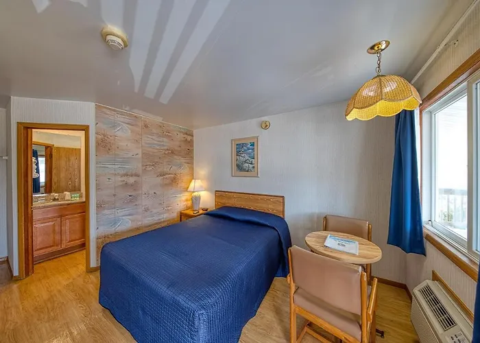 Sea Spray Motel